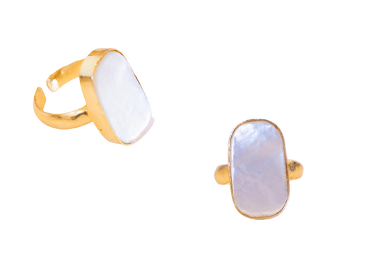 Single Mother of Pearl Large Ring (Collar)