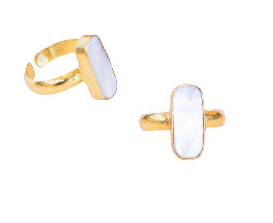 Single Mother of Pearl Ring (Collar)