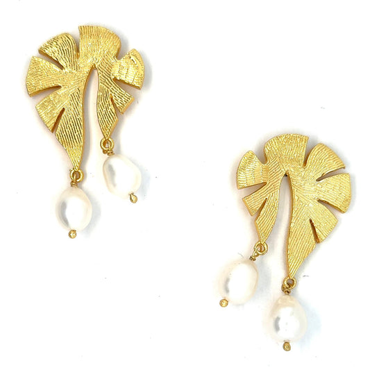 Saba (Freshwater Pearl) Statement Earrings